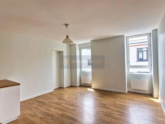 Location Appartement 4 pièces 66 m2 à Brest
