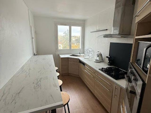 Location Appartement 5 pièces 70 m2 Lyon 5ème