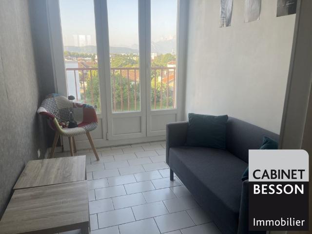 Location Appartement 5 pièces 70m² ST MARTIN D HERES 38400