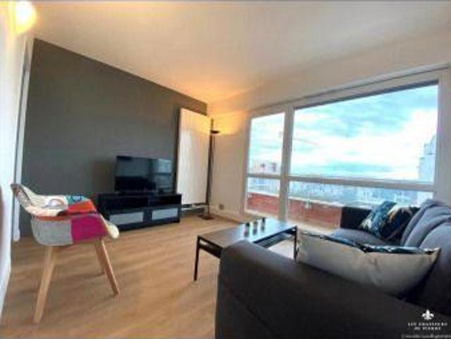 Location Appartement 5 pièces 77 m2 Villeurbanne
