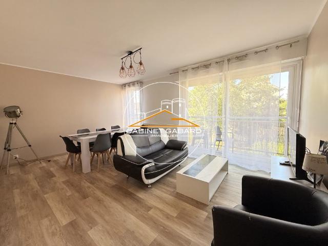 Location Appartement 5 pièces 75m² ANGERS 49100