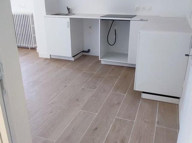 Location Appartement 5 pièces 75m² LA FERTE MACE 61600