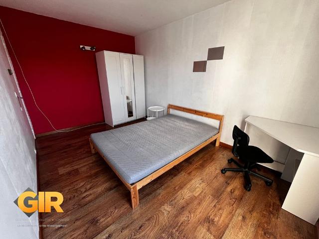 Location Appartement 5 pièces 81m² RENNES 35000