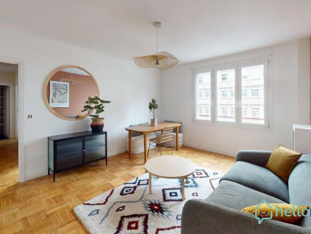 Location Appartement 5 pièces 82m² REIMS 51100