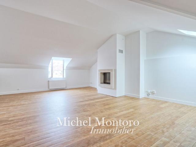 Location Appartement 5 pièces 84m²