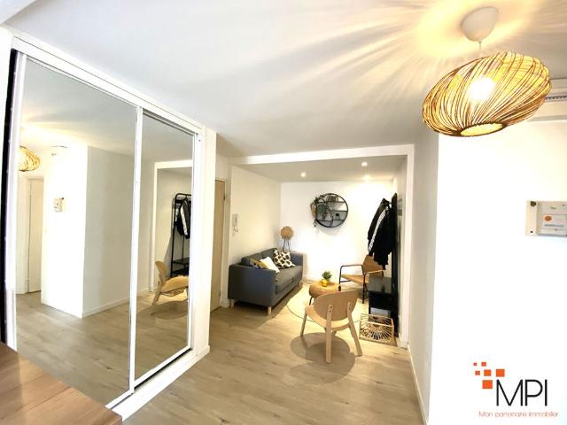 Location Appartement 5 pièces 85m²