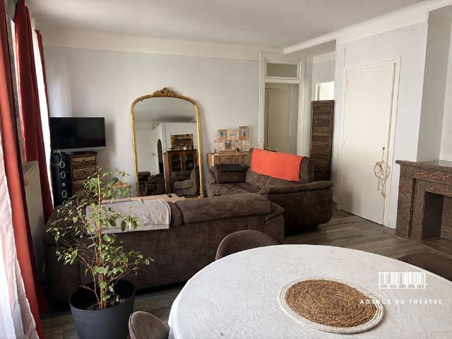Location Appartement 5 pièces 86m²