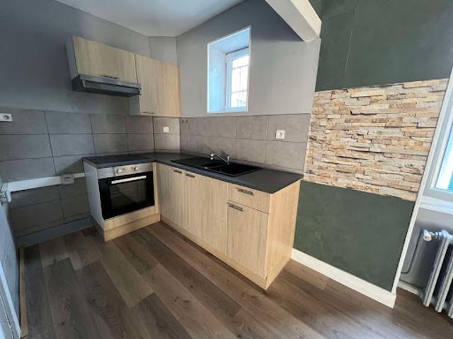 Location Appartement 5 pièces 89 m2 Montluçon