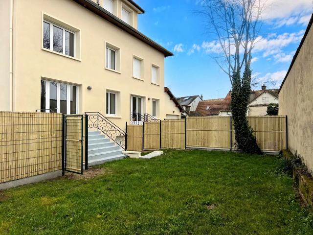 Location Appartement 5 pièces 93 m2 à Houdan