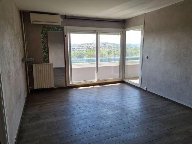 Location Appartement 5 pièces 97m² MONTPELLIER 34000