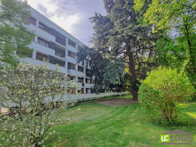 Location Appartement 5 pièces 94.09 m2 Chatenay malabry