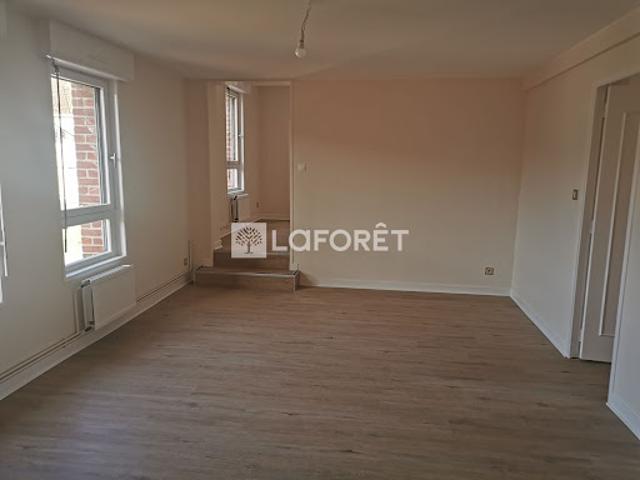 Location Appartement 5 pièces 95 m2 Hesdin