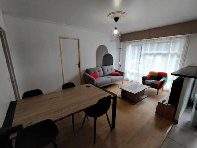 Location Appartement 5 pièces 95 m2 Rennes