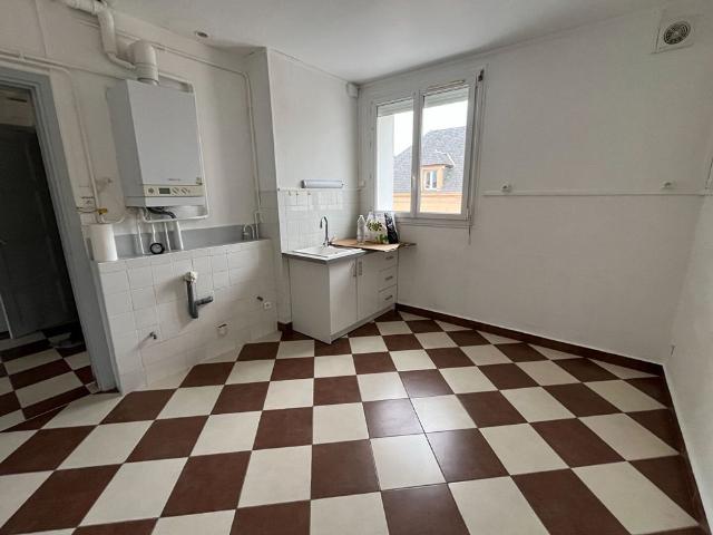 Location Appartement 5 pièces 98m²