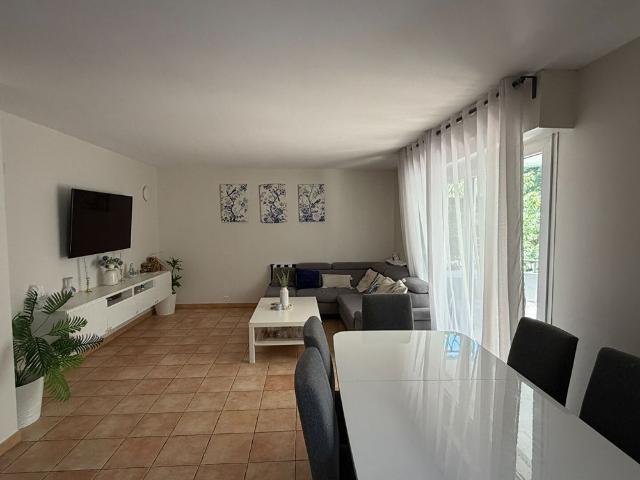 Location appartement 5 pièces, 99.59m², Lognes