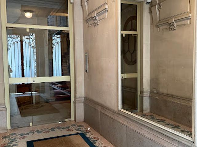 Location Appartement 5 pièces 99 m2 Paris 17ème