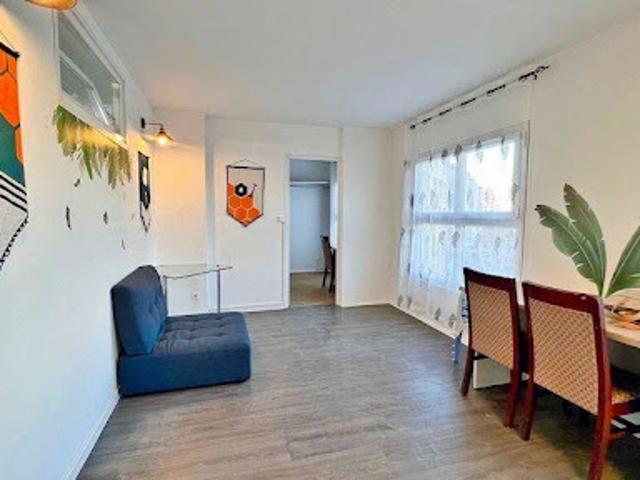 Location Appartement 5 pièces 100 m2 Noisy le Grand