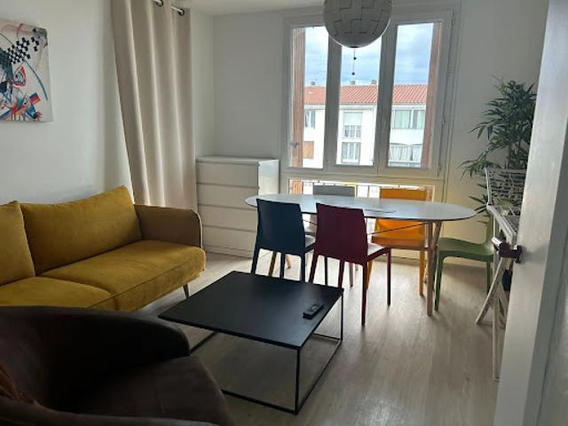 Location Appartement 5 pièces 100 m2 Perpignan