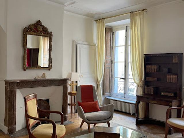 Location Appartement 5 pièces 100 m2 Versailles