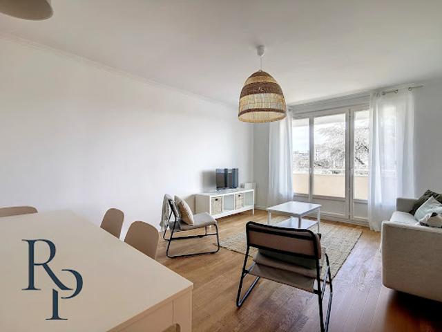 Location Appartement 5 pièces 101.56 m2 Lyon 5ème