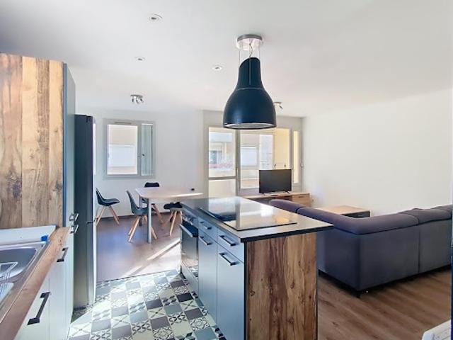 Location Appartement 5 pièces 101 m2 Bourgoin Jallieu