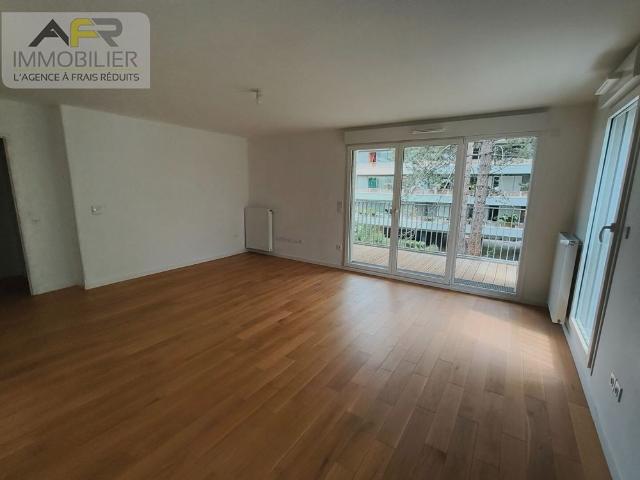Location Appartement 5 pièces 102m²
