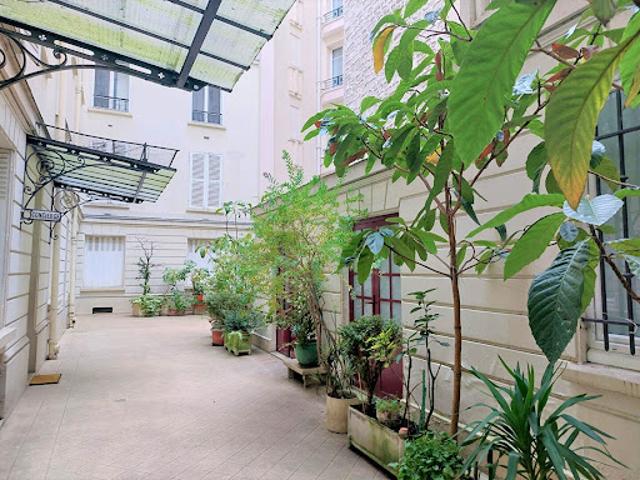 Location Appartement 5 pièces 103.13 m2 Paris 16ème