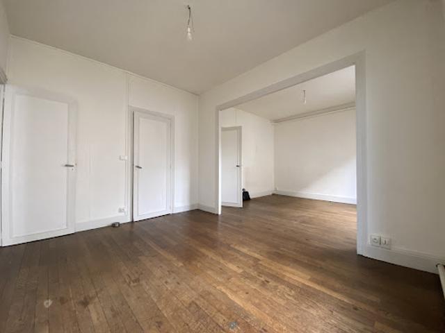 Location Appartement 5 pièces 104 m2 Vierzon