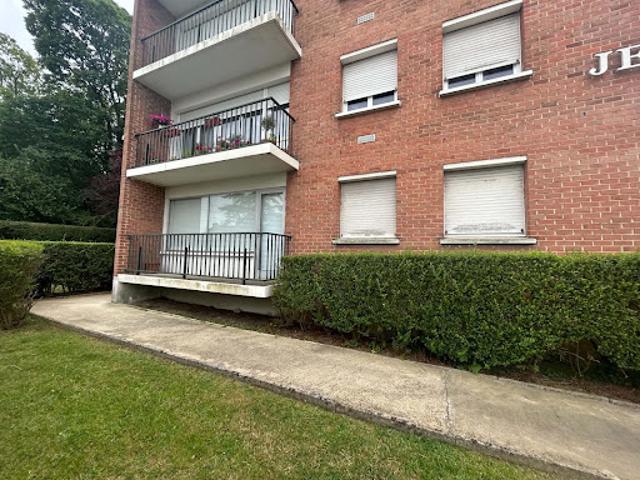 Location Appartement 5 pièces 105 m2 Cambrai