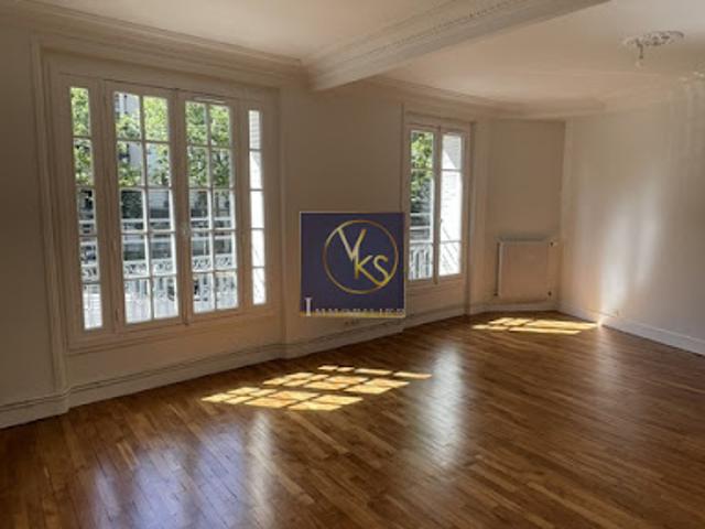 Location Appartement 5 pièces 105 m2 Paris 12ème