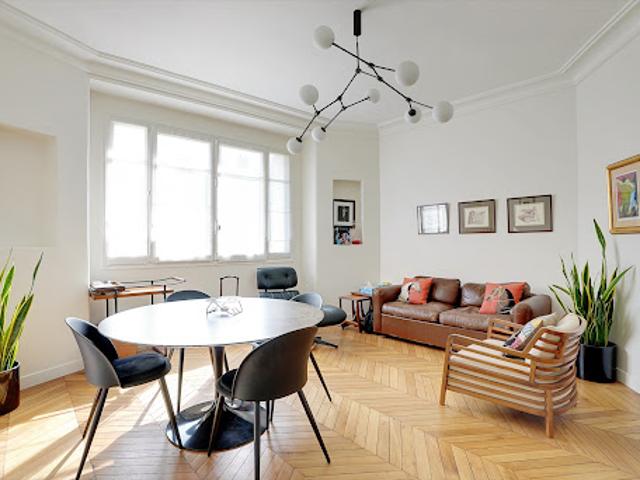Location Appartement 5 pièces 105 m2 Paris 16ème