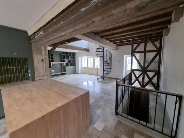 Location Appartement 5 pièces 106.21 m2 Romanèche Thorins