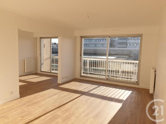 Location Appartement 5 pièces 106.45 m2 Paris 12ème