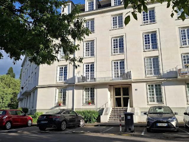Location Appartement 5 pièces 106 m2 Tours