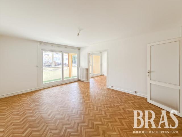 Location Appartement 5 pièces 106m² NANTES 44100
