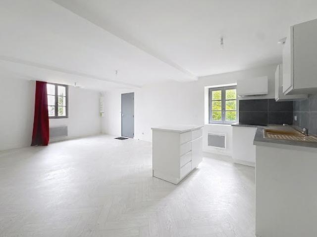 Location Appartement 5 pièces 107.35 m2 Saumur