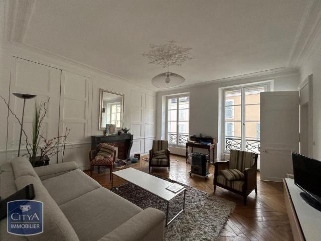 Location Appartement 5 pièces 108m² RAMBOUILLET 78120
