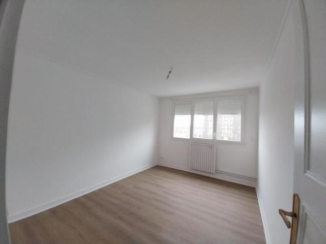 Location Appartement 5 Pièces 110 m²