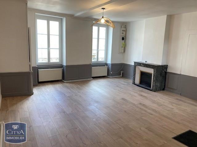 Location Appartement 5 pièces 110m² NOLAY 21340