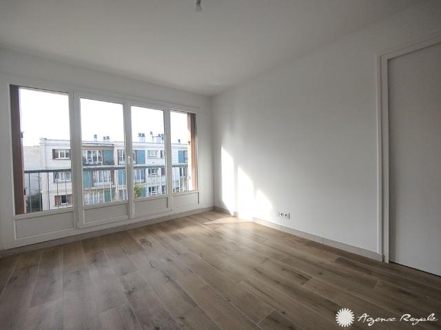 Location Appartement 5 pièces 110m² ST GERMAIN EN LAYE 78100