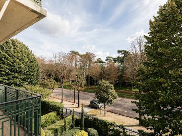 Location Appartement 5 pièces 111.55 m2 Neuilly sur Seine