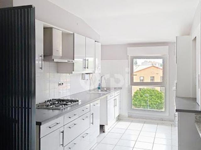 Location Appartement 5 pièces 111 m2 Blagnac