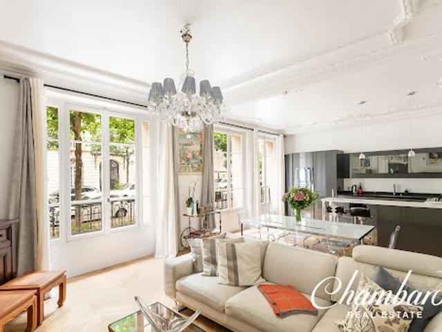 Location Appartement 5 pièces 112 m2 Paris 7ème