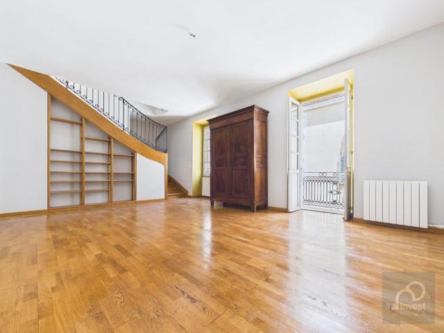 Location Appartement 5 pièces 112m² AJACCIO 20000