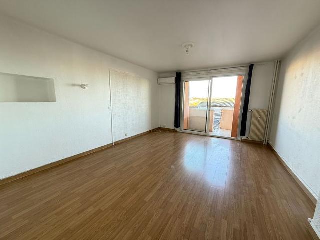Location appartement 5 pièces, 114.14m², Nîmes