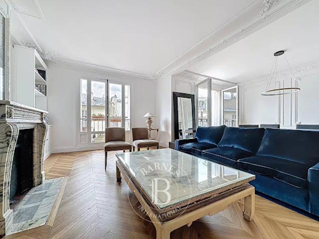 Location Appartement 5 pièces 114.73 m2 Paris 6ème