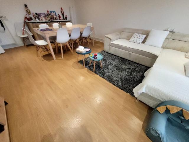 Location Appartement 5 pièces 114m²