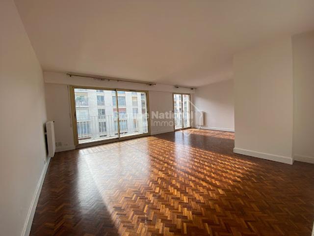 Location Appartement 5 pièces 116.8 m2 Versailles