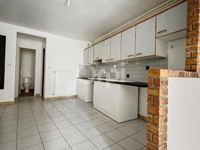 Location Appartement 5 pièces 116 m2 Freville