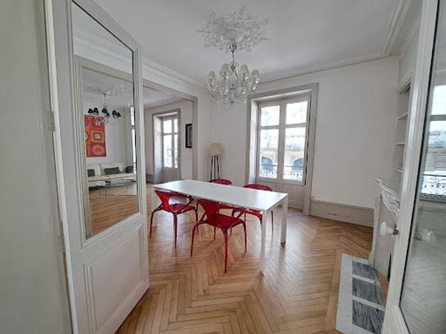 Location Appartement 5 pièces 117.6 m2 Nantes